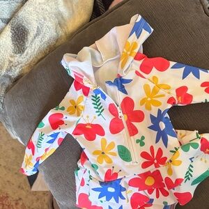 Colorful Floral Hooded Baby swimsuit